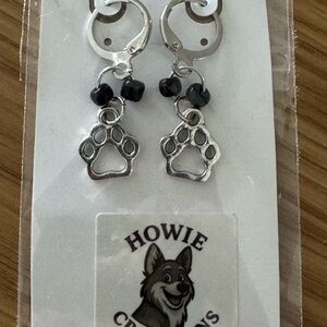 Howie Creations Paw Print Earrings - NWOT